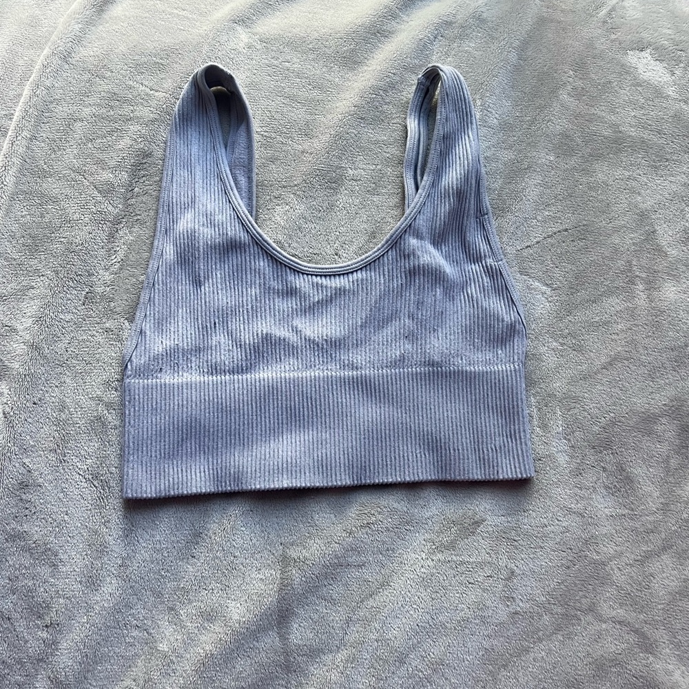 Light grey short tank top